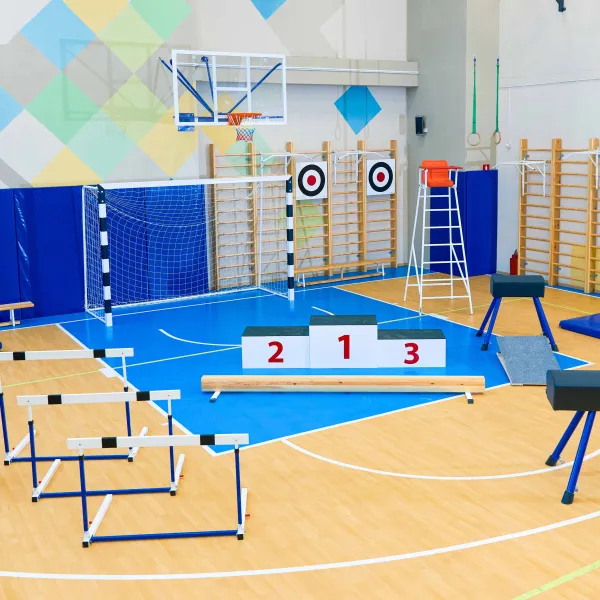 Щит баскетбольный игровой (монолитный поликарбонат) 1050х1800 мм ZAVODSPORTA за 47&nbsp;600 ₽ в Краснодаре